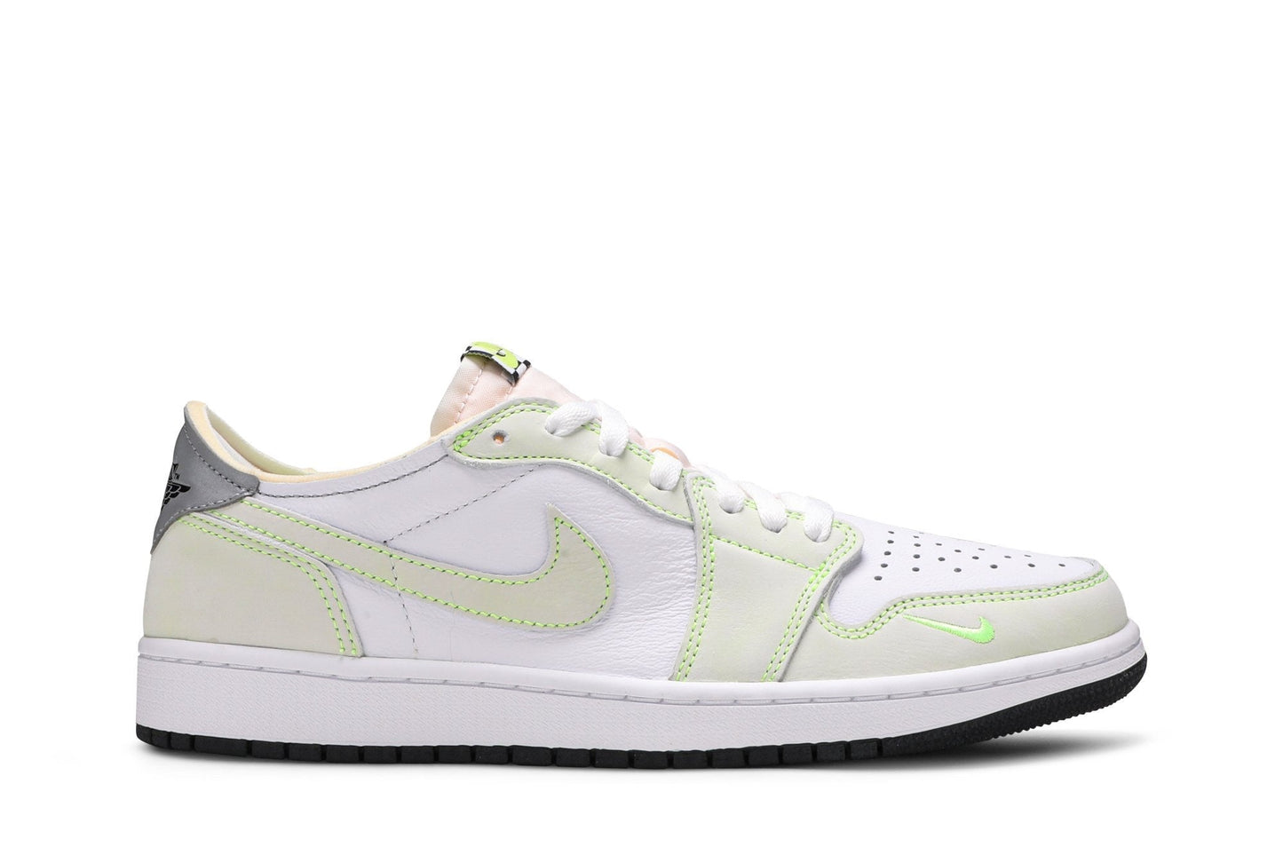 Air Jordan 1 Low OG ‘Ghost Green’ DM7837-103