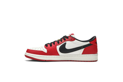 Air Jordan 1 Retro Low OG ‘Chicago’ 705329-600