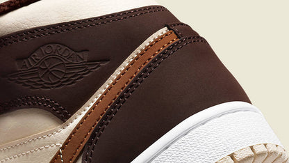 Air Jordan 1 Mid SE ‘Cream Dark Chocolate’ DO6699-200