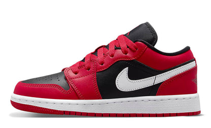 Air Jordan 1 Low GS “Black / Very Berry” 553560-061