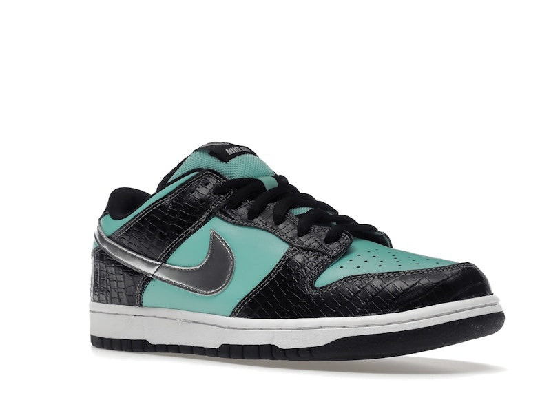 Nike Diamond Supply Co. x Dunk Low Pro SB ‘Tiffany’ – 304292-402