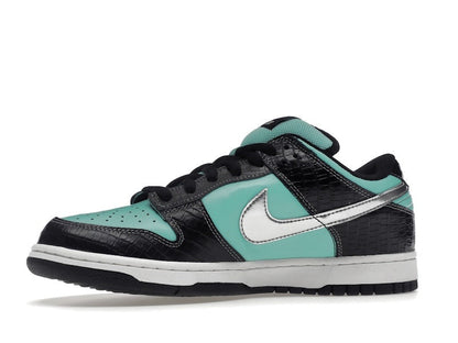 Nike Diamond Supply Co. x Dunk Low Pro SB ‘Tiffany’ – 304292-402