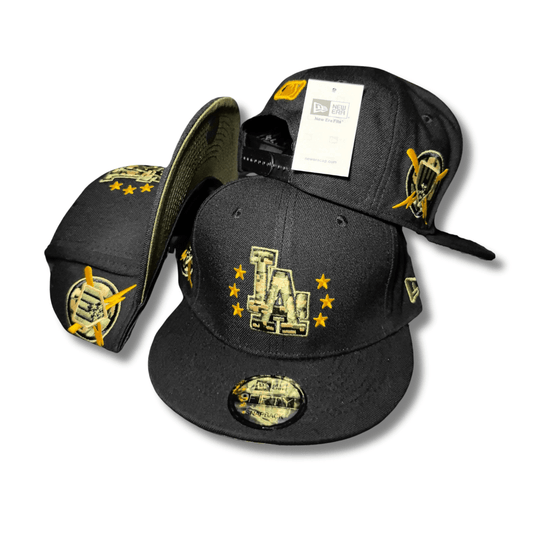 Los Angeles Dodgers New Era Black and Gold with Star Embroidery - Snapback Cap