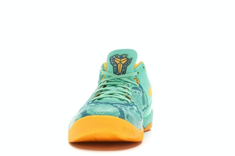 Kobe 8 ‘Green Glow’ – 555035-304