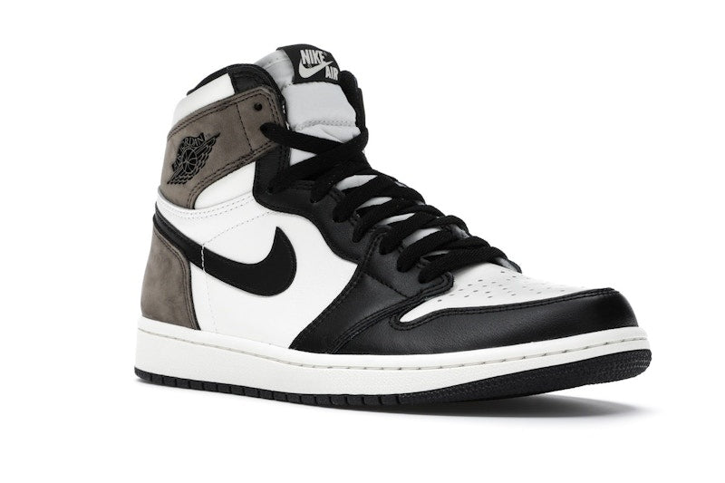 Air Jordan 1 Retro High OG Dark Mocha – 555088-105