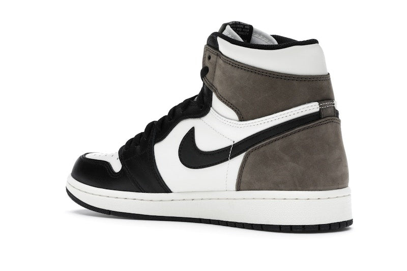 Air Jordan 1 Retro High OG Dark Mocha – 555088-105