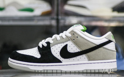 Nike SB Dunk Low Chlorophyll Signature Footwear