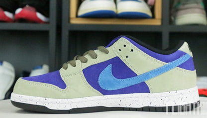 Nike Dunk Low SB ACG Celadon Signature Footwear