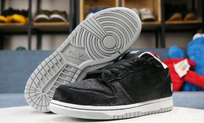 Nike SB Dunk Low Medicom BE@RBRICK 2020 Unfading Sneaker