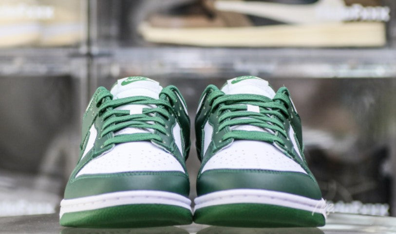 Nike Dunk Low Michigan State Team Green Unfading Sneaker