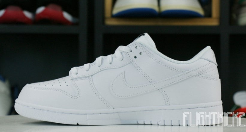 Nike Dunk Low Triple White 2021(W) Unfading Sneaker