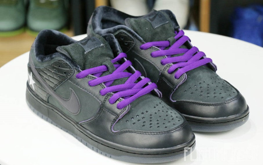 Familia x Nike SB Dunk Low First Avenue Unfading Sneaker