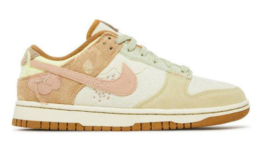 Nike Dunk Low On the Bright Side (W) Signature Footwear