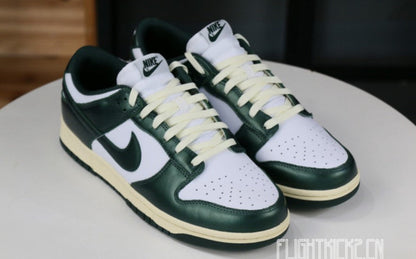 Nike Dunk Low Vintage Green Unfading Sneaker