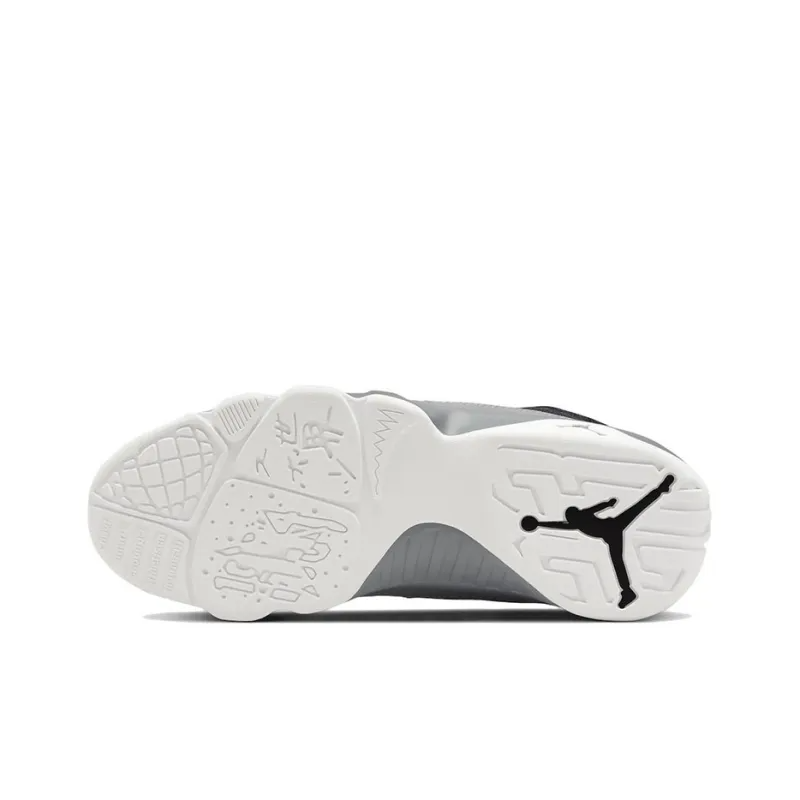 Air Jordan 9 Retro ‘Particle Grey’ – CT8019-060