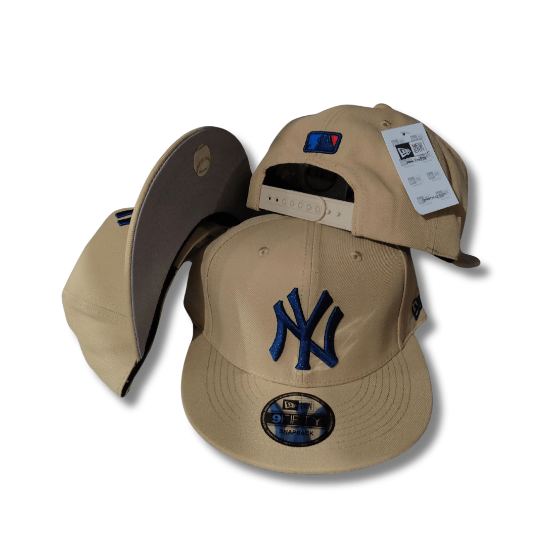 New York Yankees Beige with Blue Embroidered Logo and MLB Patch - Snapback Cap