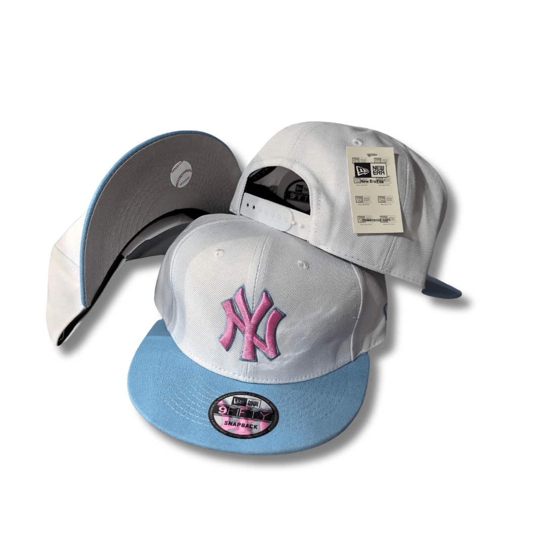 New York Yankees New Era 9FIFTY White and Light Blue with Pink Logo – Snapback Cap