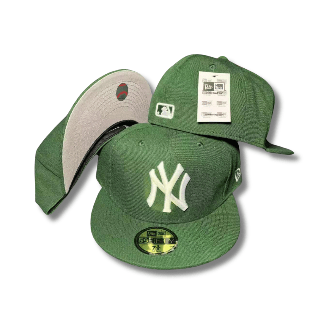 New York Yankees MLB Hat with Green Crown and White Logo - Fitted Cap