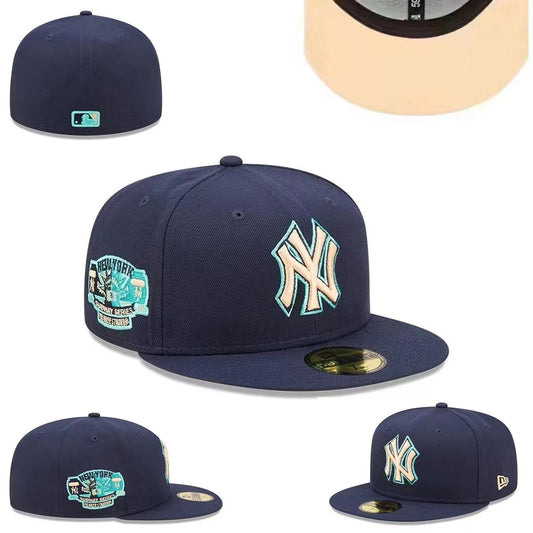 New York Yankees Snapback Hat with Mint and Beige Embroidered Logo – Navy Blue