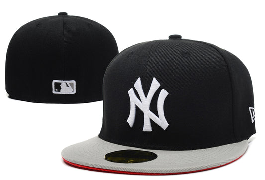 New York Yankees 59FIFTY Fitted Hat with Contrast Brim – Black and Gray