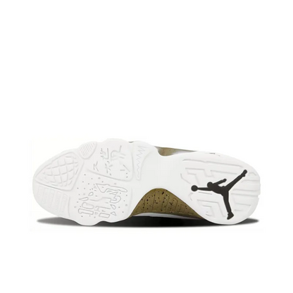 Air Jordan 9 Retro Statue – 302370-109