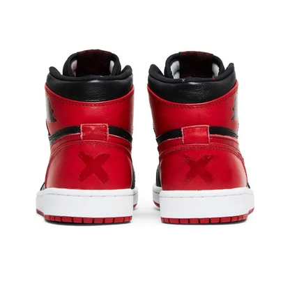 Air Jordan 1 Retro High 2011 Banned – 432001-001