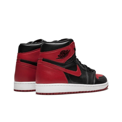 Air Jordan 1 Retro High OG ‘Banned’ 2016 555088-001