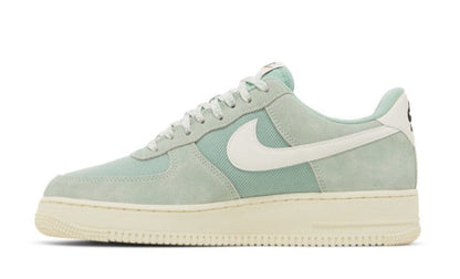 Air Force 1 ’07 LV8 ‘Certified Fresh – Enamel Green’ DO9801-300