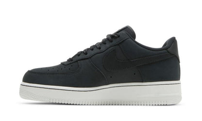 Air Force 1 Low LX ‘Off-Noir’ DQ8571-001