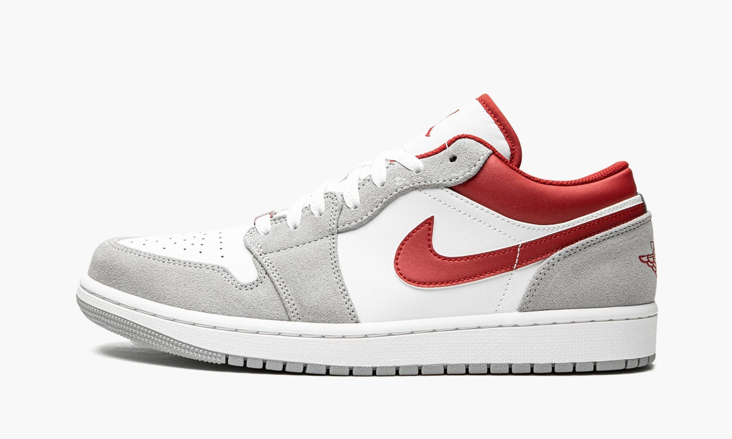 AIR JORDAN 1 LOW SE White / Grey / Red