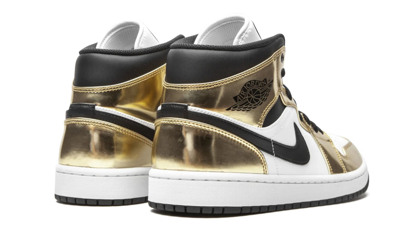 Air Jordan 1 Mid SE “Metallic Gold”