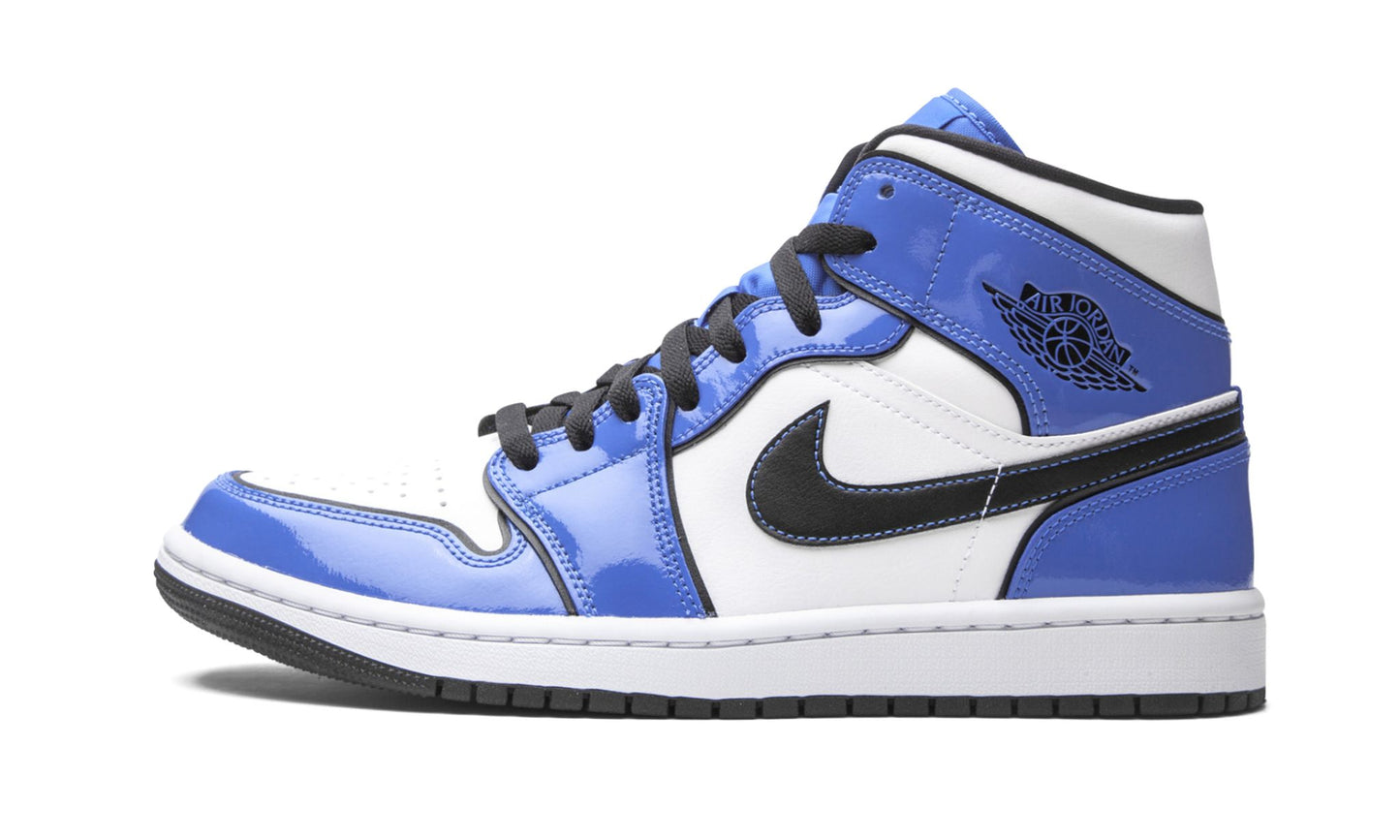 Air Jordan 1 Mid SE “Signal Blue”