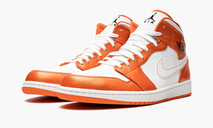 Air Jordan 1 Mid SE Electro Orange