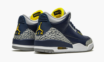 Air Jordan 3 Retro PE “Michigan”