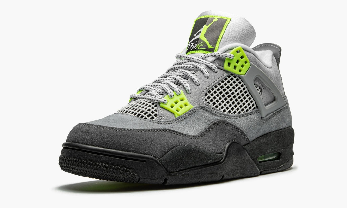 Air Jordan 4 Retro SE “Neon”