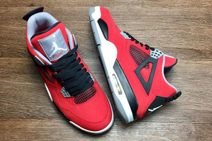 Air Jordan 4 Retro Toro Bravo PS