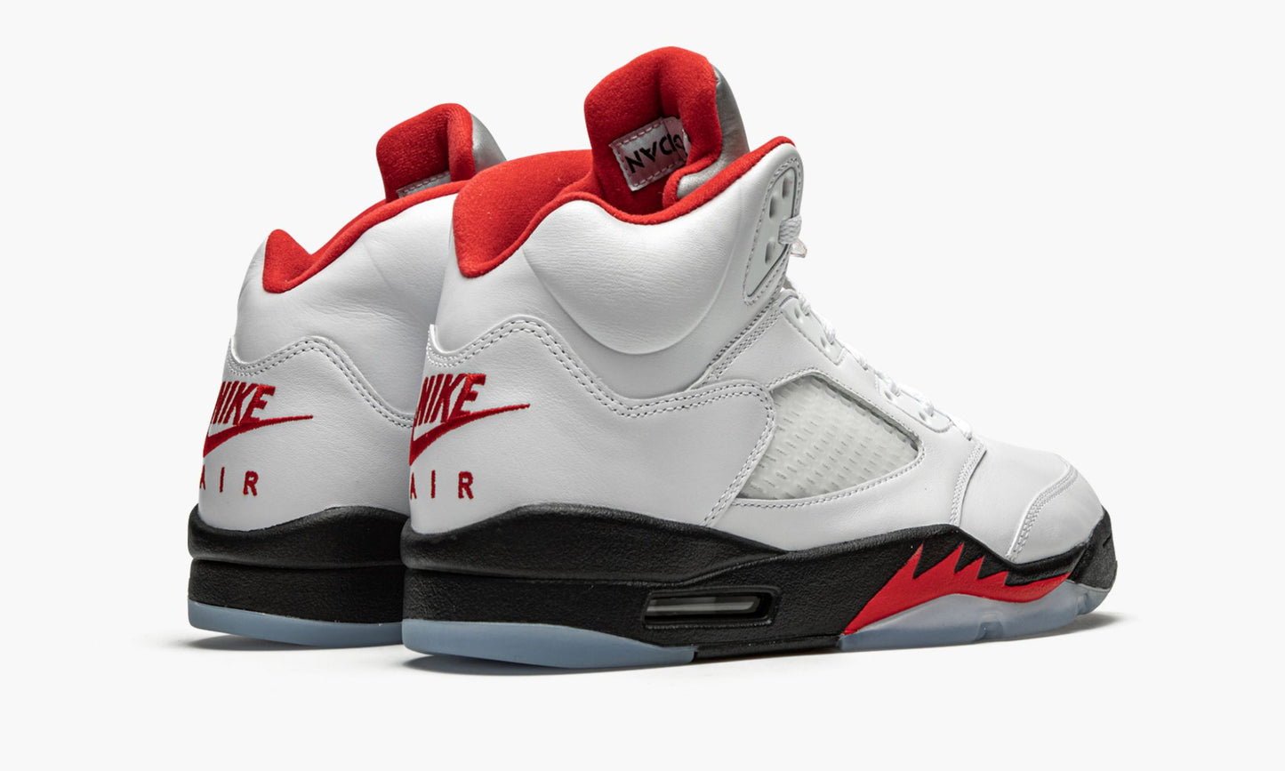 Air Jordan 5 Retro “Fire Red Silver Tongue 2020”