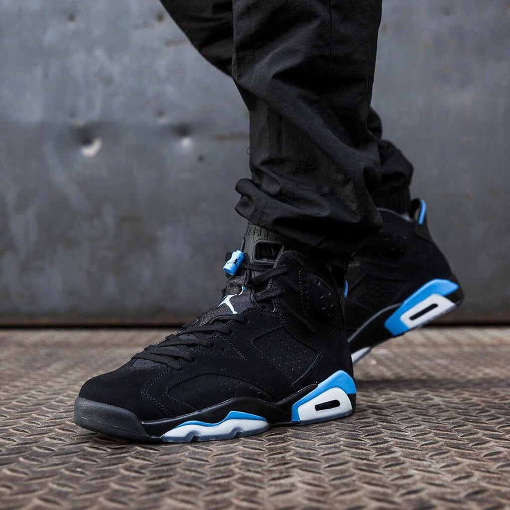 Air Jordan 6 Retro UNC