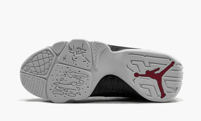 Air Jordan 9 Retro “White Black Red 2016 Release”