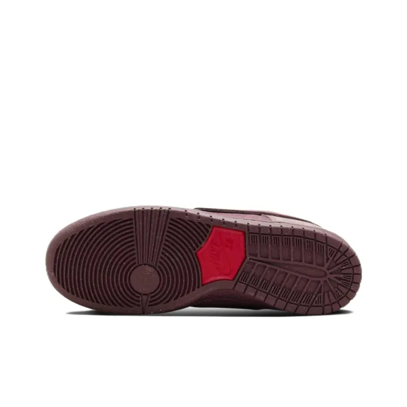 Sb Dunk Low ‘city Of Love Burgundy Crush’ – Fn0619-600