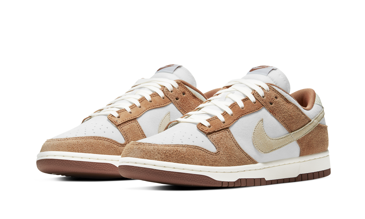 Dunk Low PRM ‘Medium Curry’ PR-146370