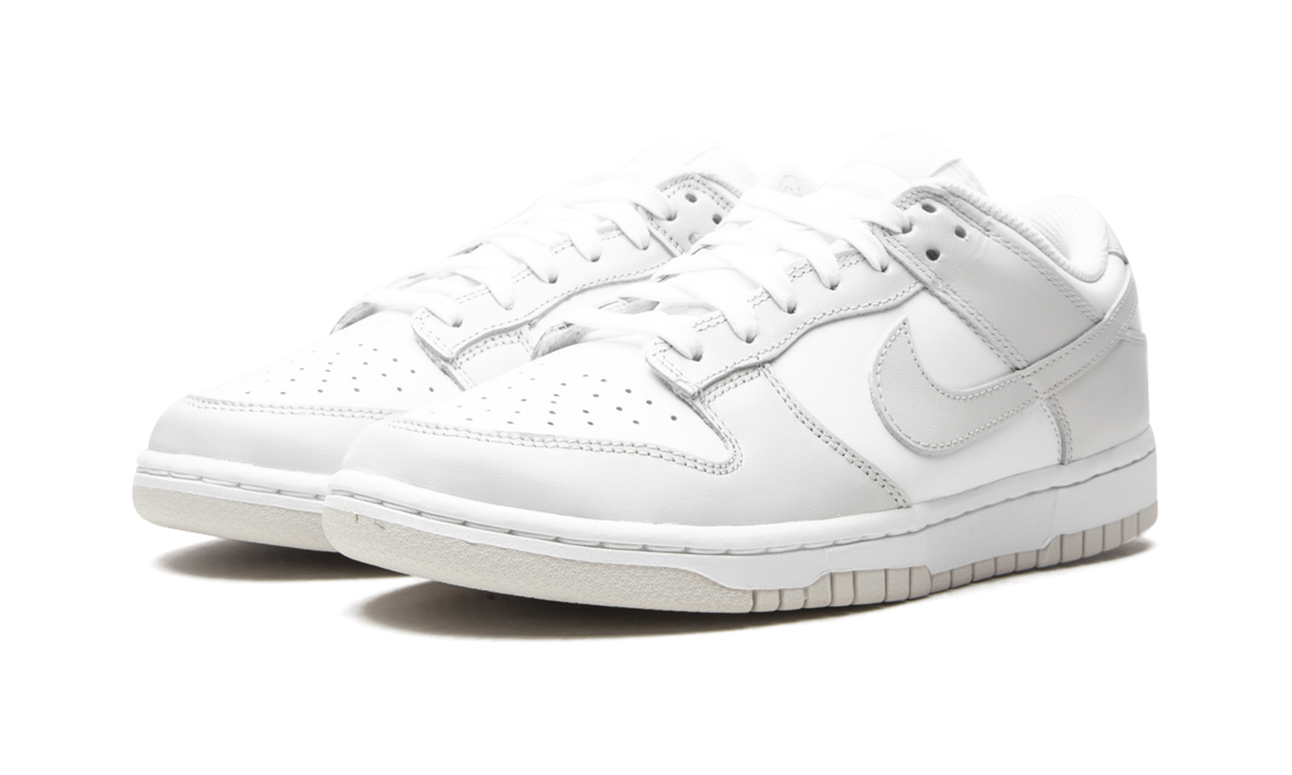 Dunk Low WMNS ‘Photon Dust’ PR-937608