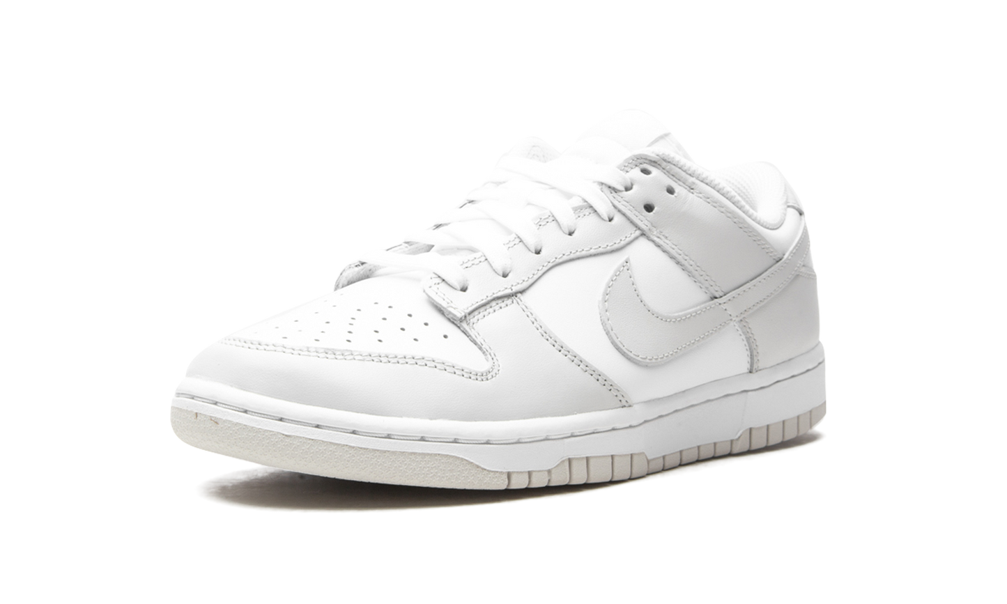 Dunk Low WMNS ‘Photon Dust’ PR-937608