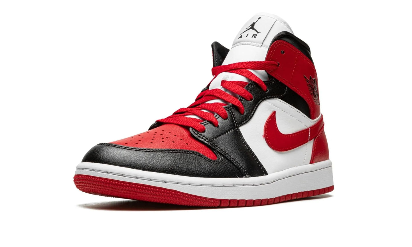 Air Jordan 1 Mid ‘Alternate Bred Toe’ BQ6472-079