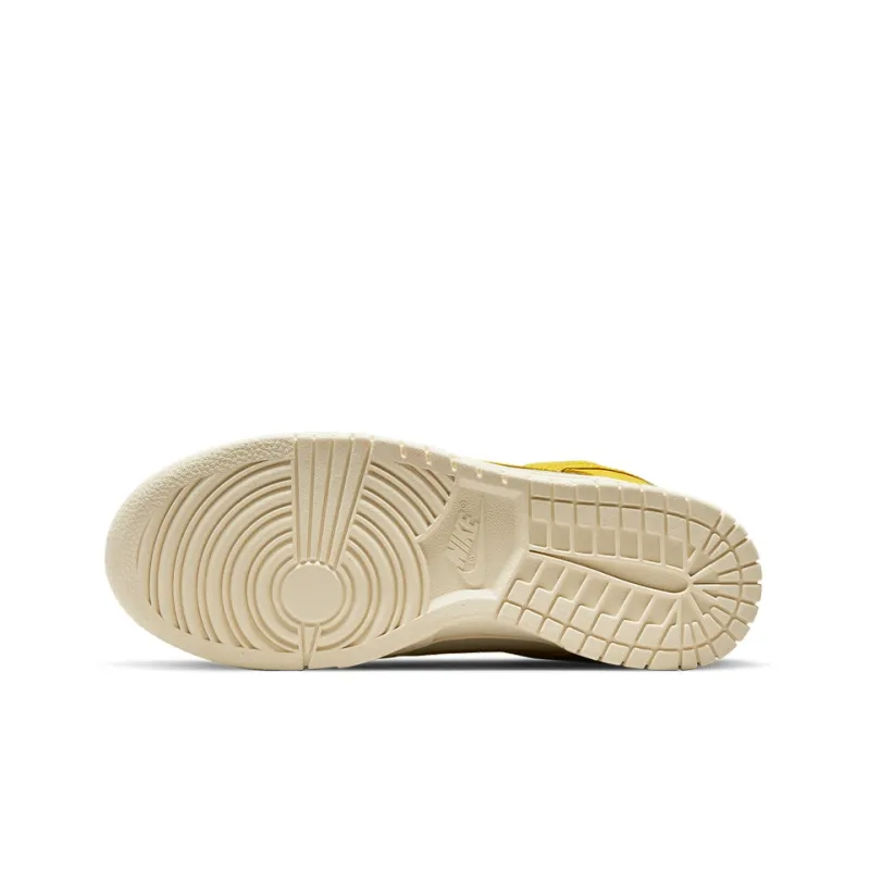 Dunk Low LX Banana – DR5487-100