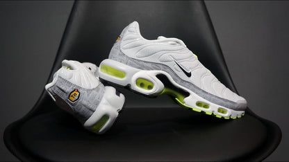 Nike Air Max Plus Reflective Logo