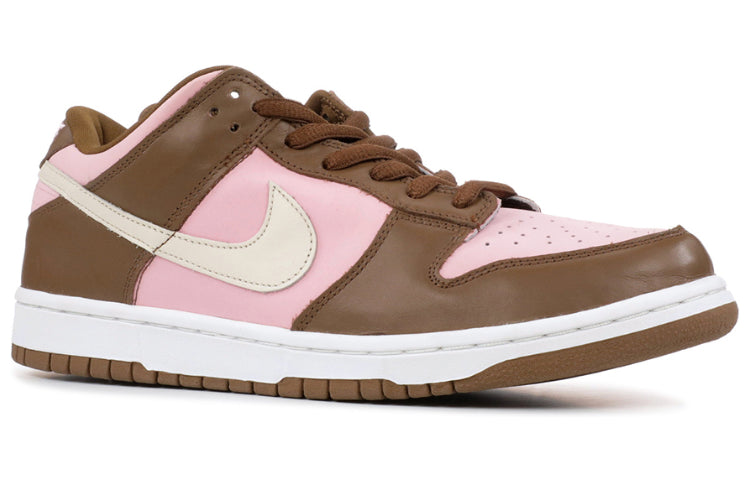 Nike Dunk Low Pro SB x Stussy Cherry