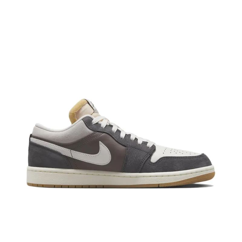 Air Jordan 1 Low Snkrs Day Korea Magpie 2023 – Fd0399-004