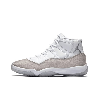 Air Jordan 11 Retro ‘Vast Grey’ AR0715-100