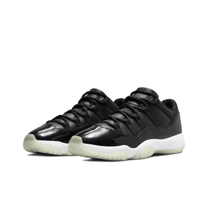 Air Jordan 11 Retro Low ’72-10′ AV2187-001